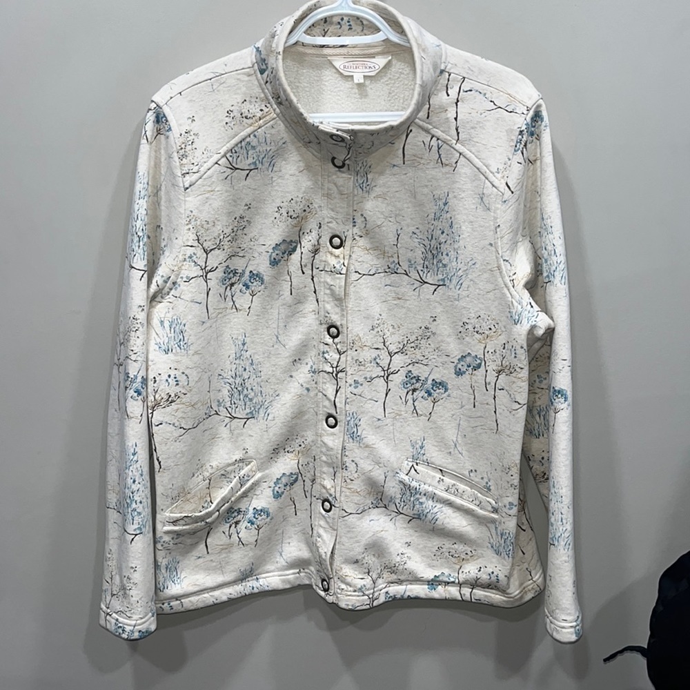 Large northern  reflections button up sweater